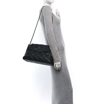 Chanel Calfskin Double Stitch Large Hamptons Flap Bag Black 2 of 10