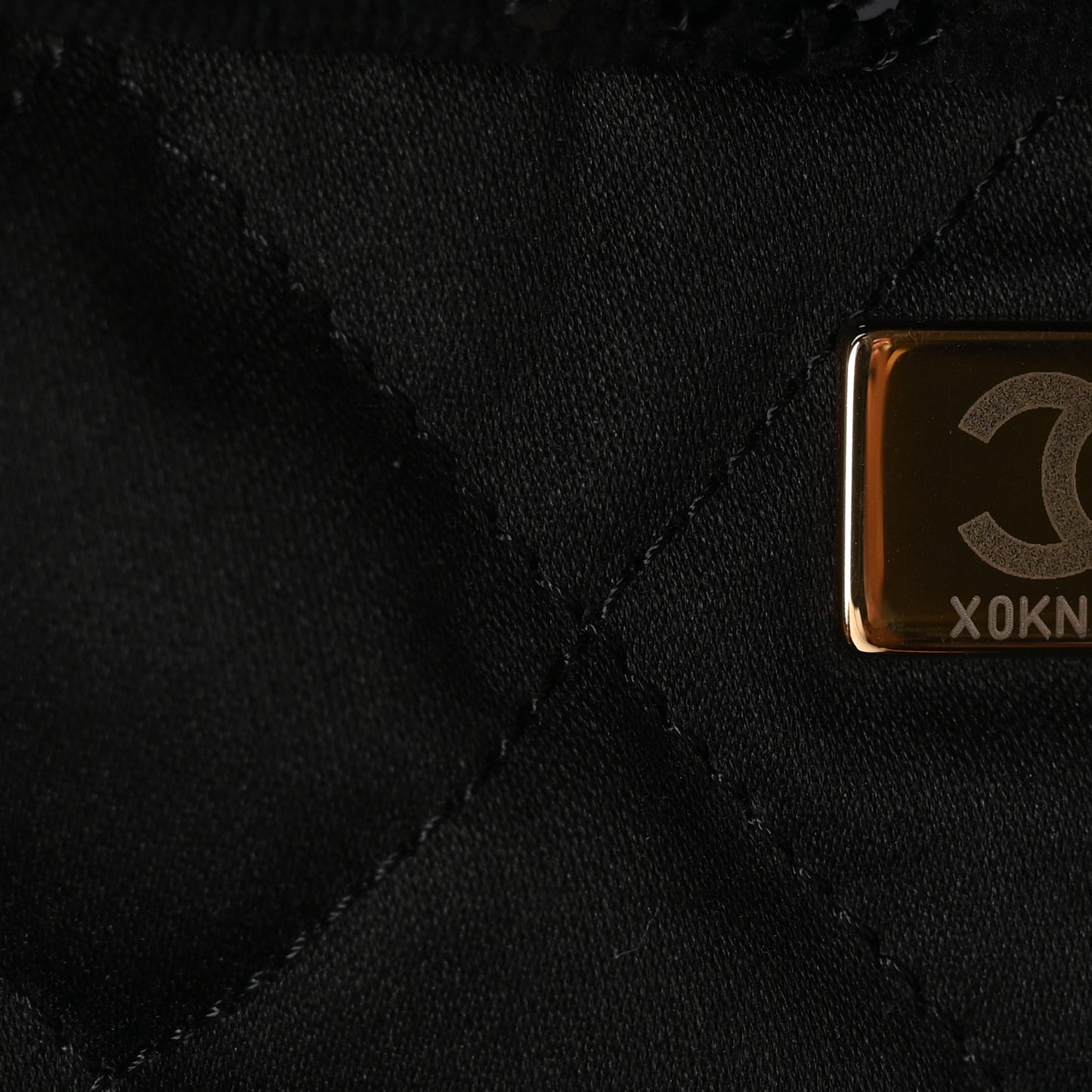 Velvet Sequin Quilted Chanel 22 Black