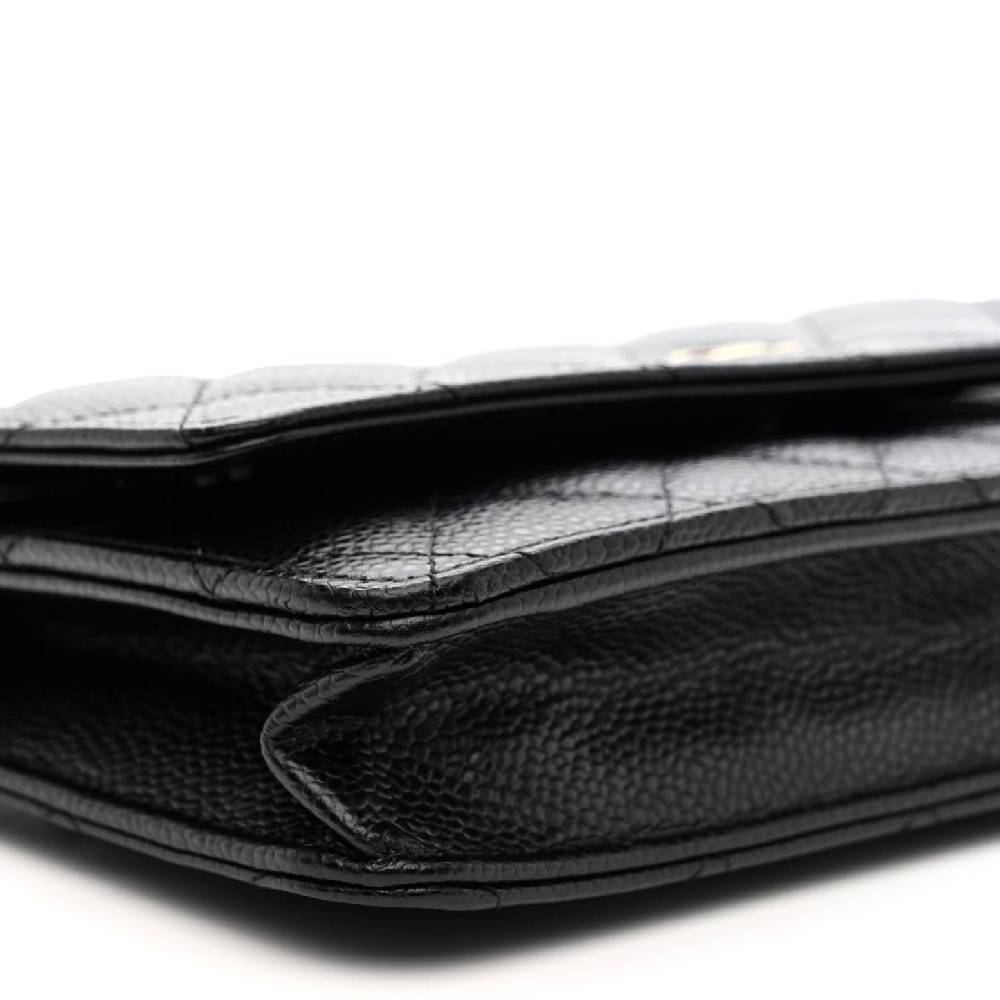 Caviar Quilted Wallet on Chain WOC Black