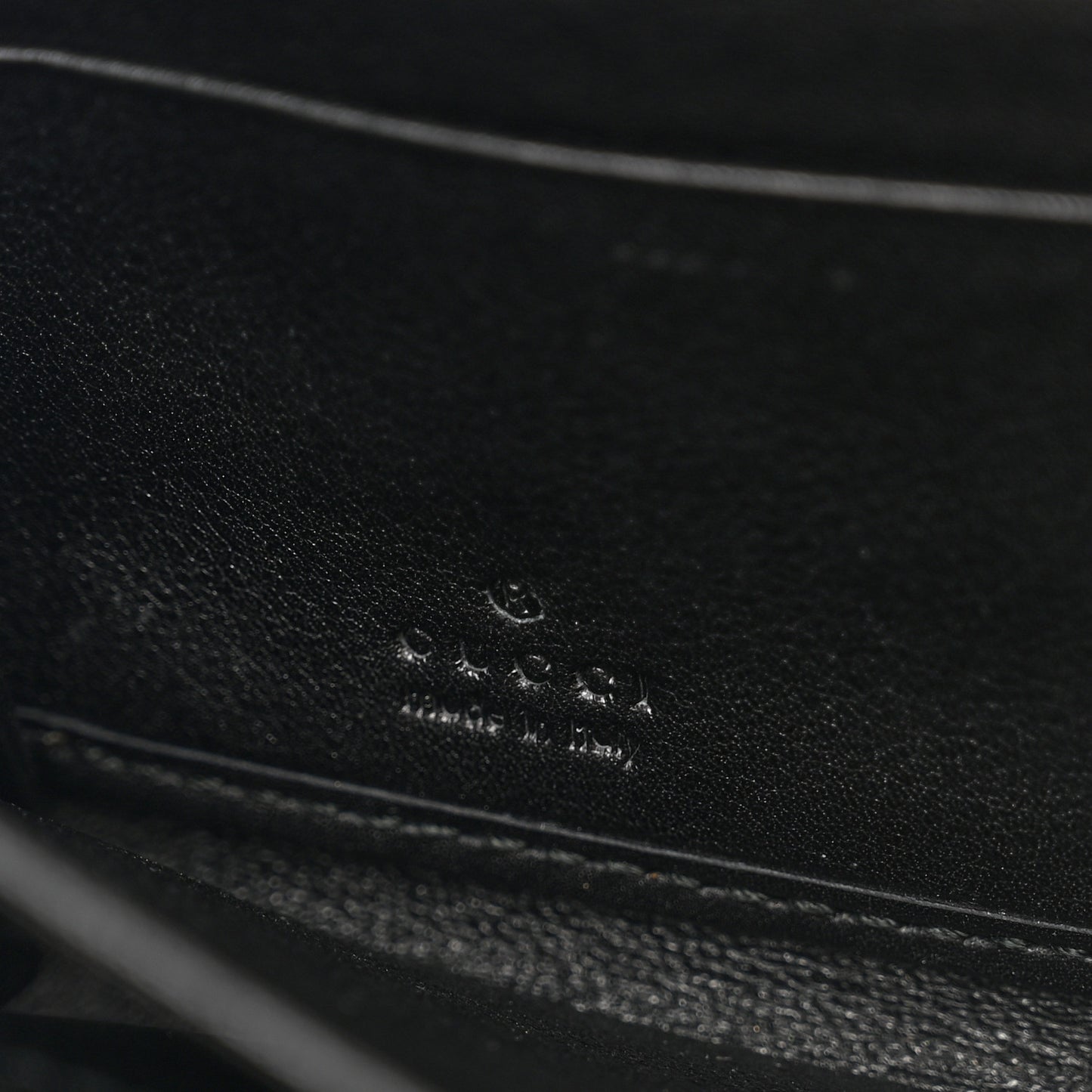 Guccissima Margaux Calfskin Metal Bar Zip Around Wallet Black