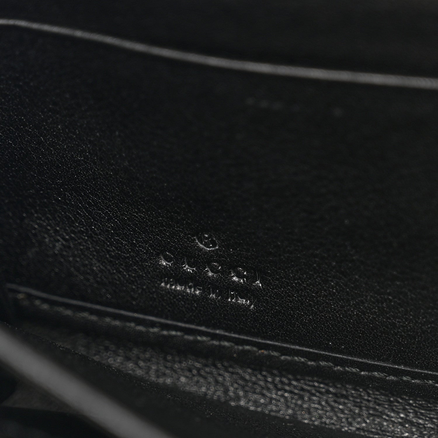 Gucci Guccissima Margaux Calfskin Metal Bar Zip Around Wallet Black 6 of 9