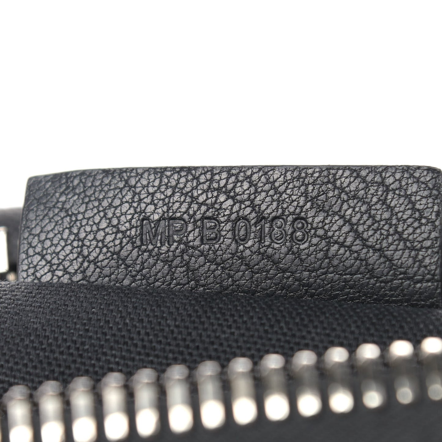 Sugar Goatskin Medium Antigona Black