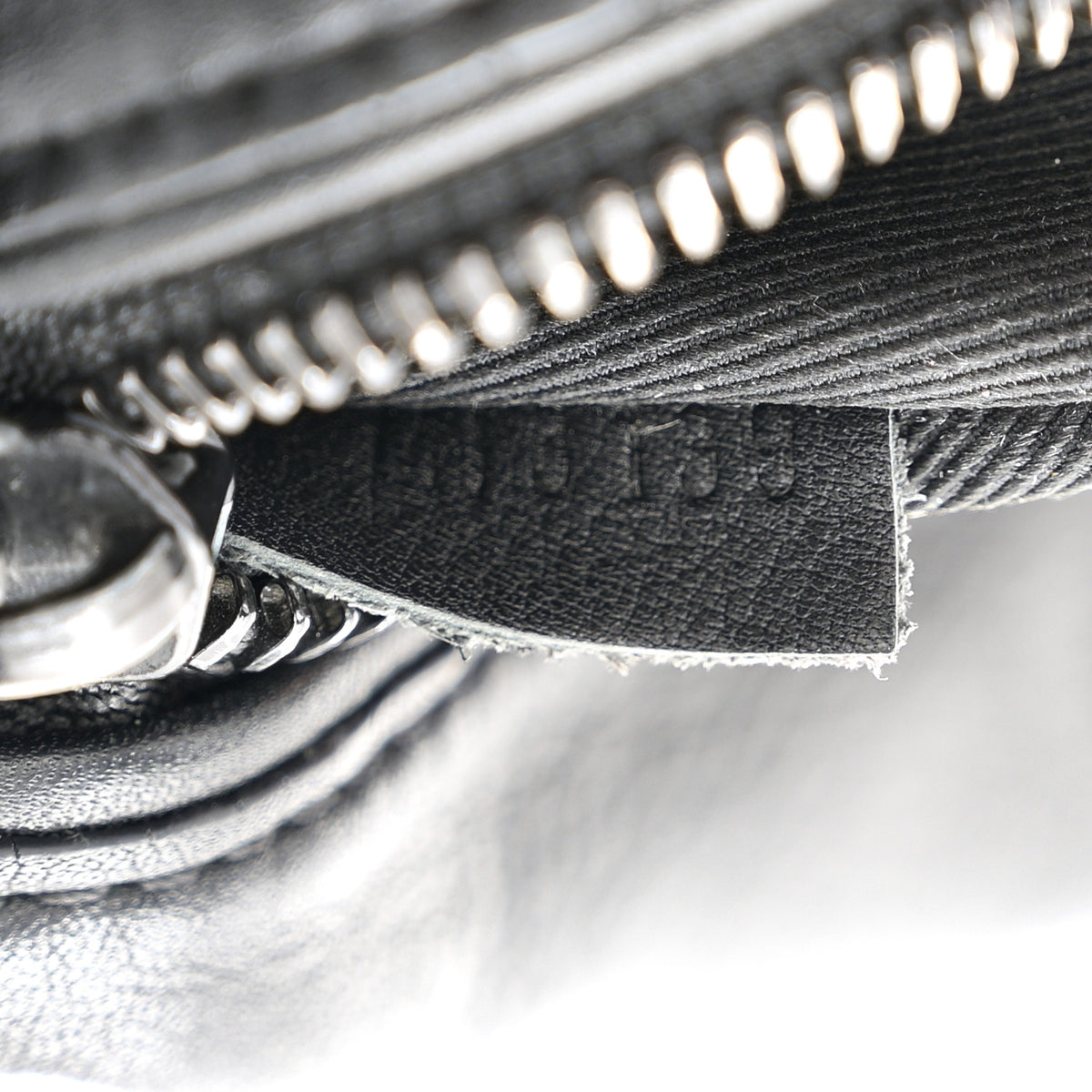 Louis Vuitton Calfskin Monogram Shadow Discovery Bumbag Black 7 of 12