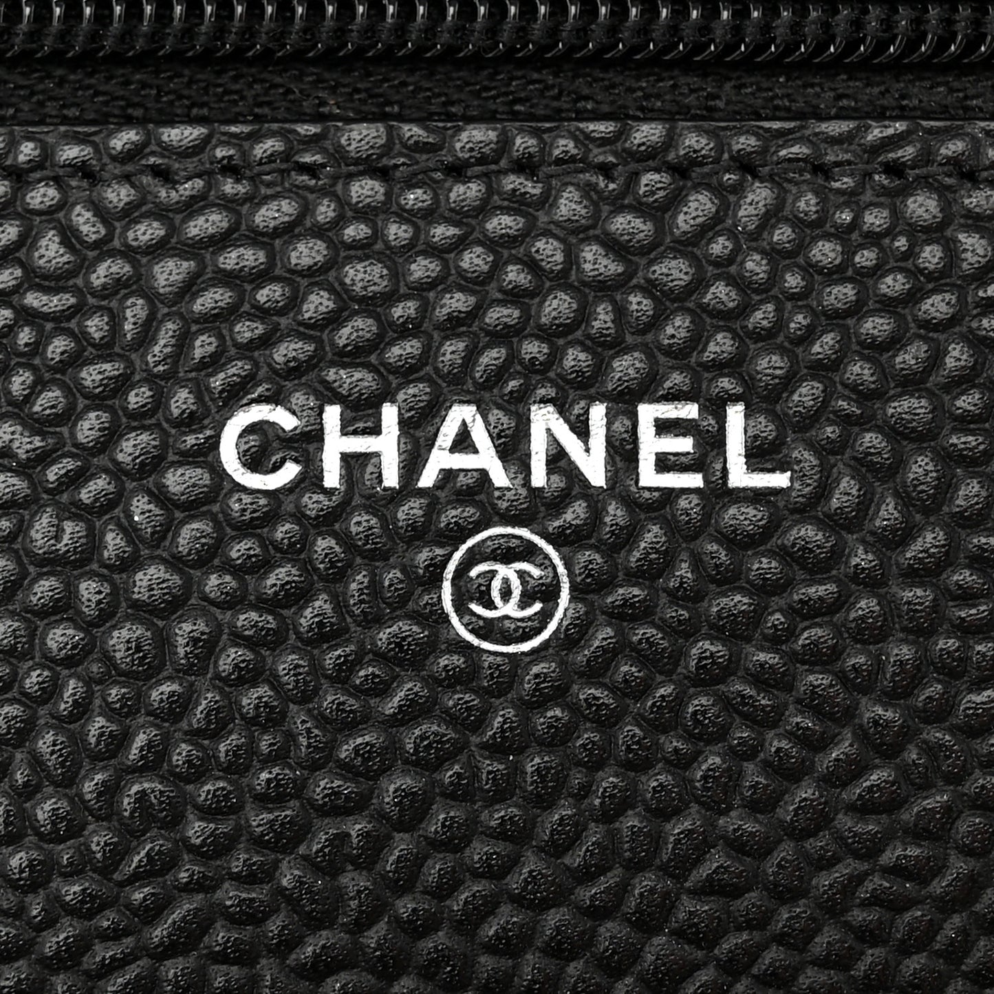 Caviar Quilted Wallet on Chain WOC Black