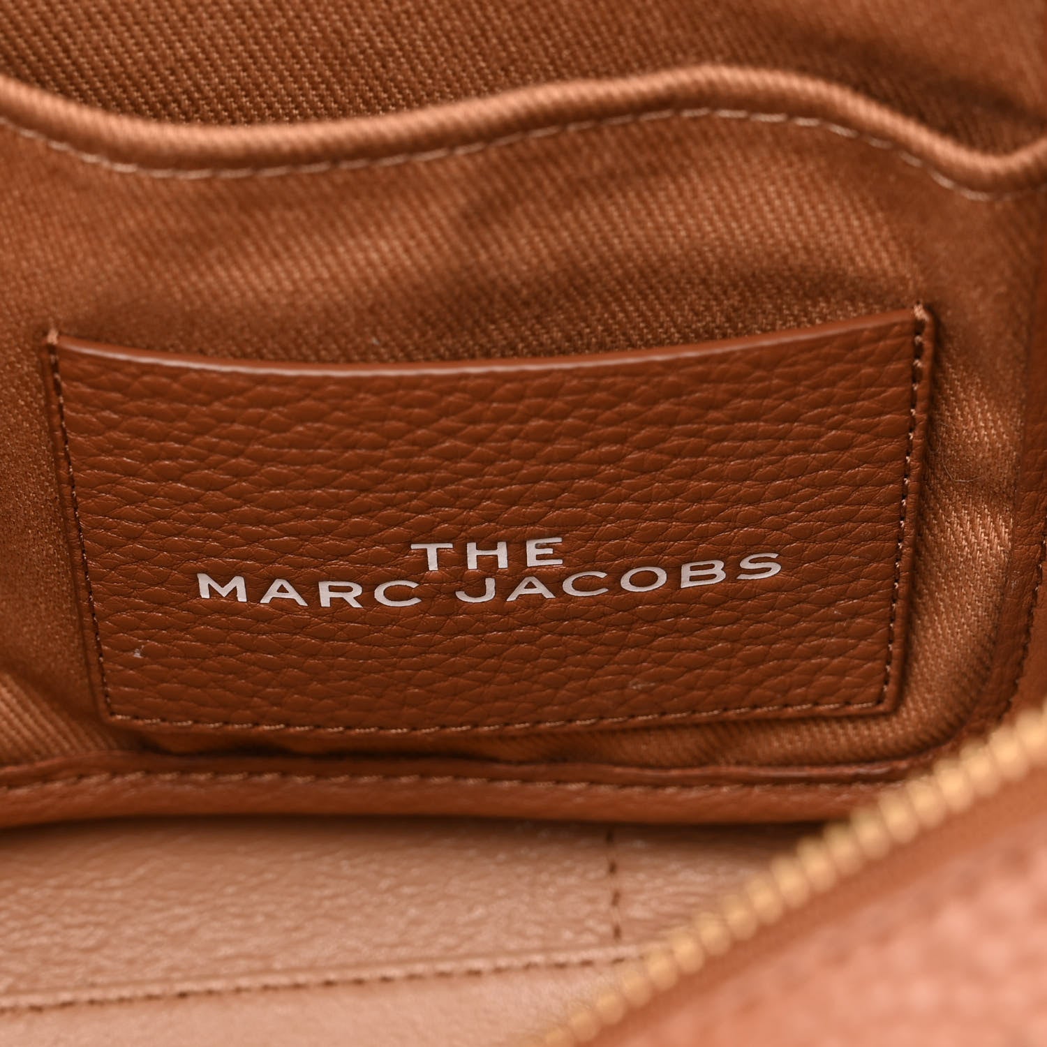 Marc Jacobs Grained Calfskin Small The Tote Bag Argan Oil 6 of 10