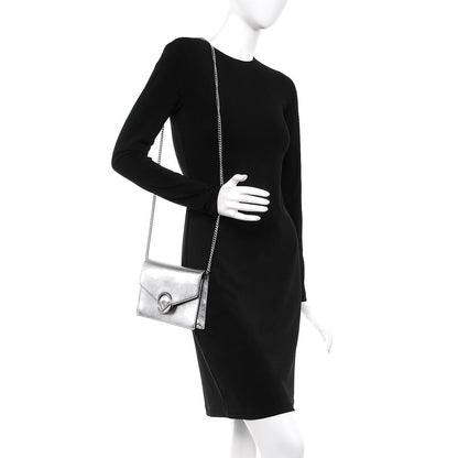 Fendi Vitello Catalan Mirror F is Fendi Medium Envelope Wallet on Chain Argento 2 of 7