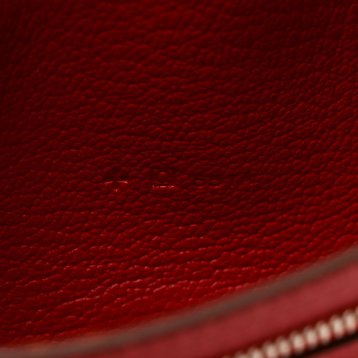 Chèvre Mysore Bi-Color Bearn Gusset Wallet Rose Lipstick Rouge Casaque