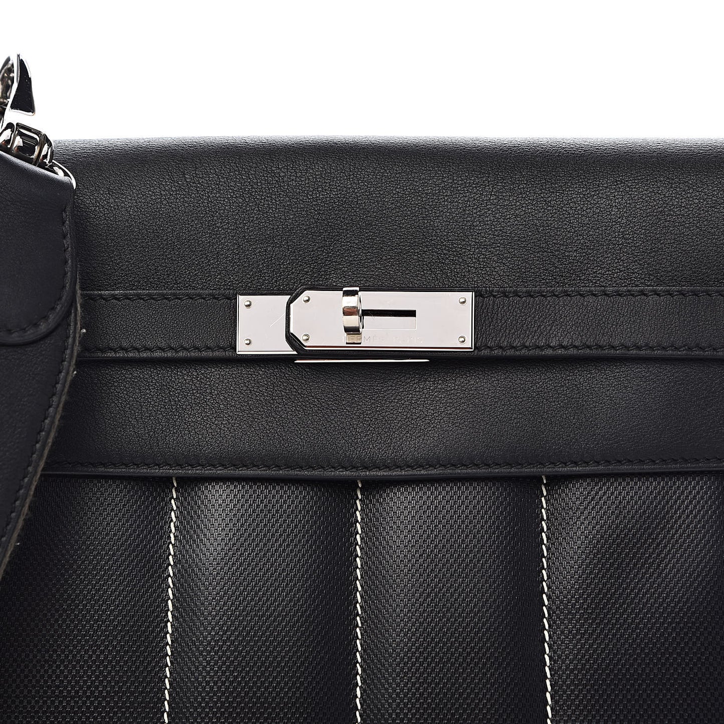 Veau Swift Perforated Sac Berline 28 Black