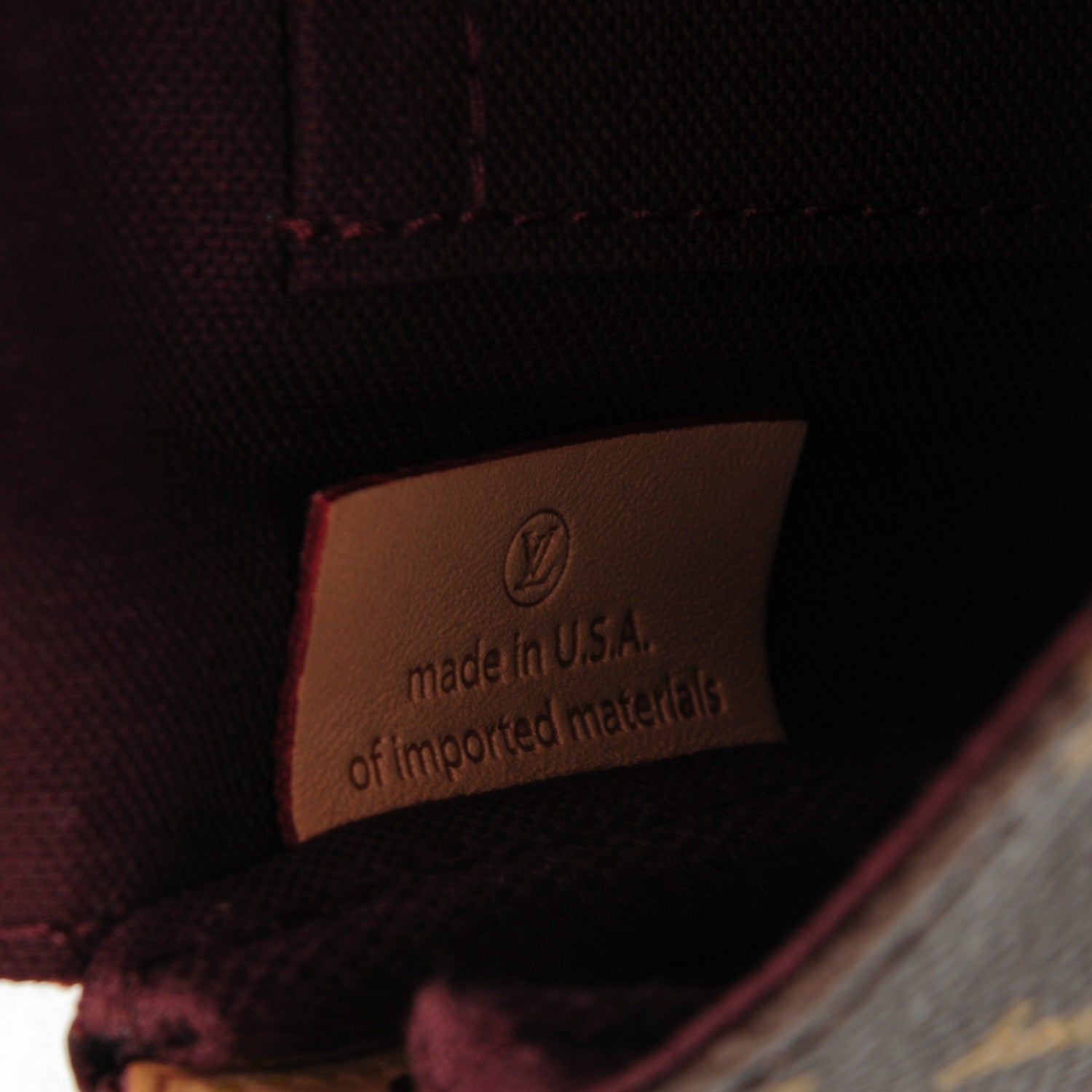Louis Vuitton Monogram Favorite PM 7 of 9