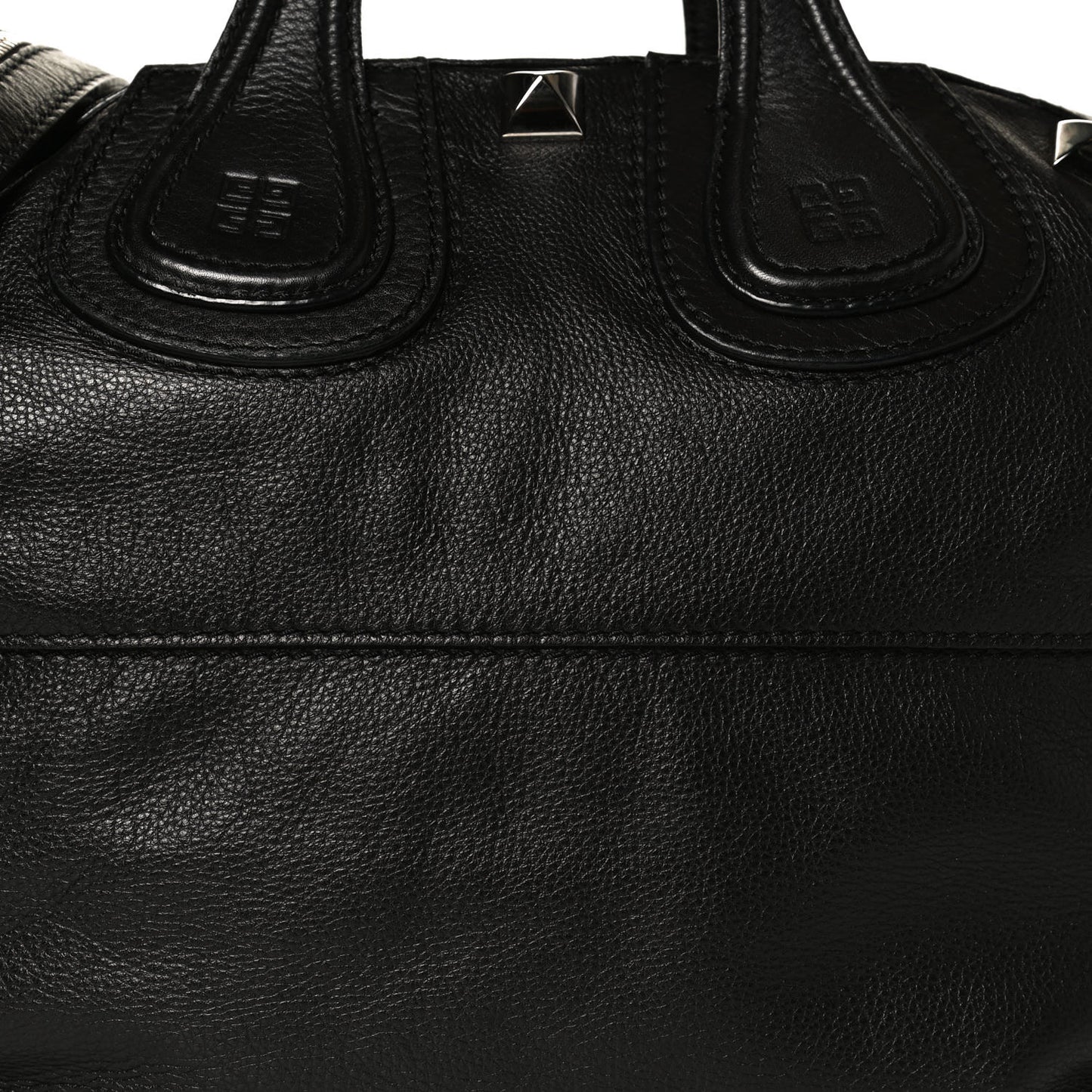 Waxy Grained Calfskin Studded Medium Nightingale Black