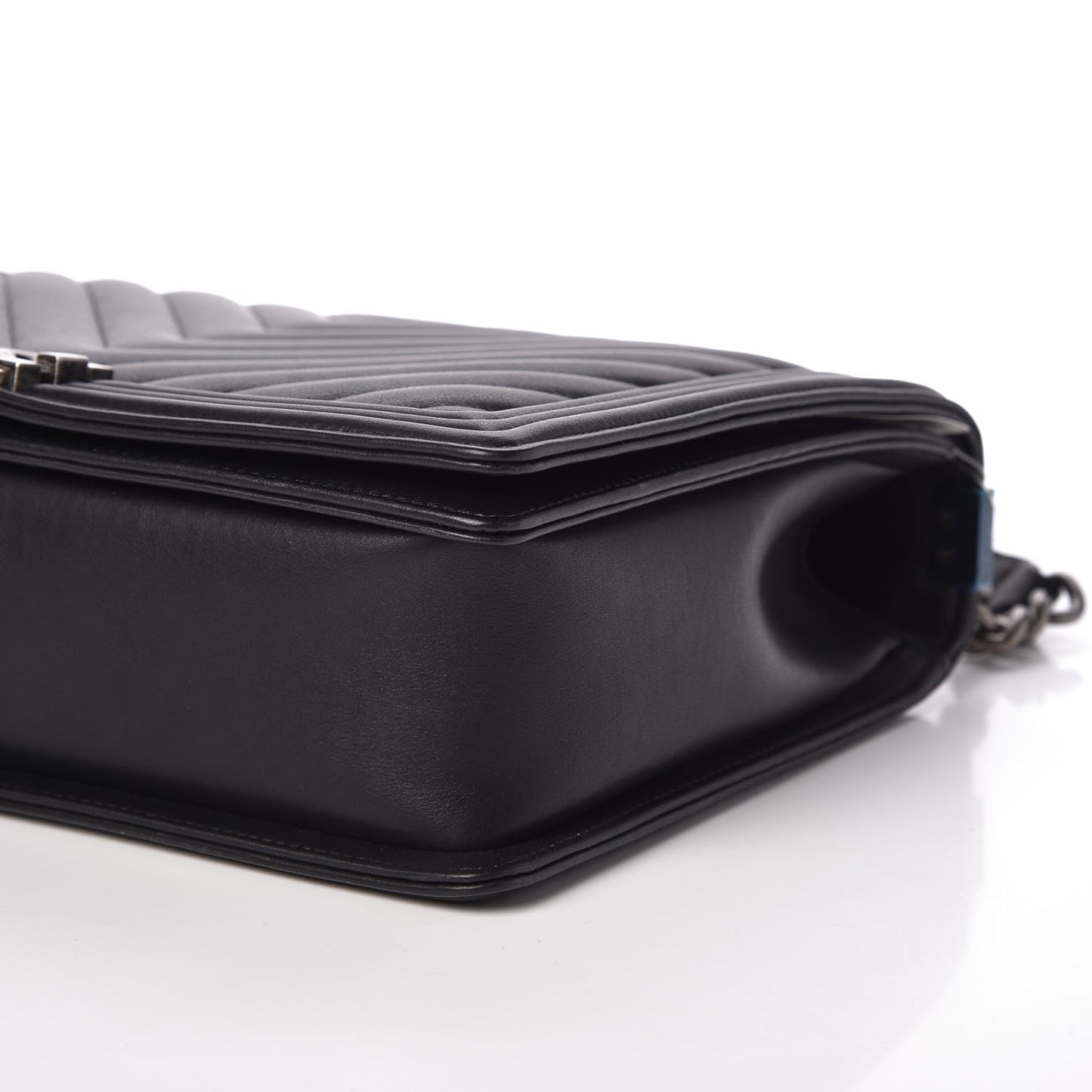 Calfskin Chevron Quilted Large Boy Flap Black