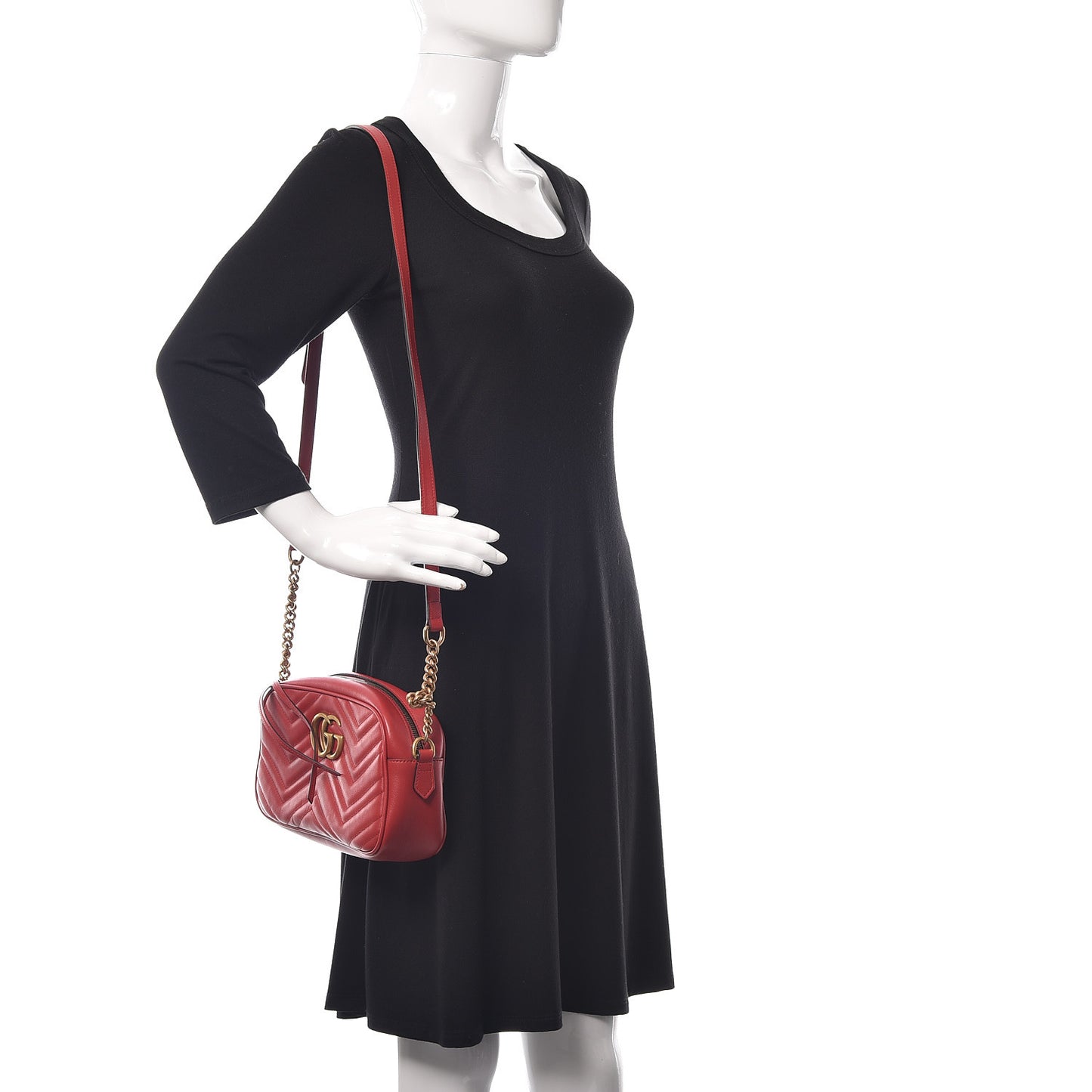 Calfskin Matelasse Small GG Marmont Chain Shoulder Bag Hibiscus Red