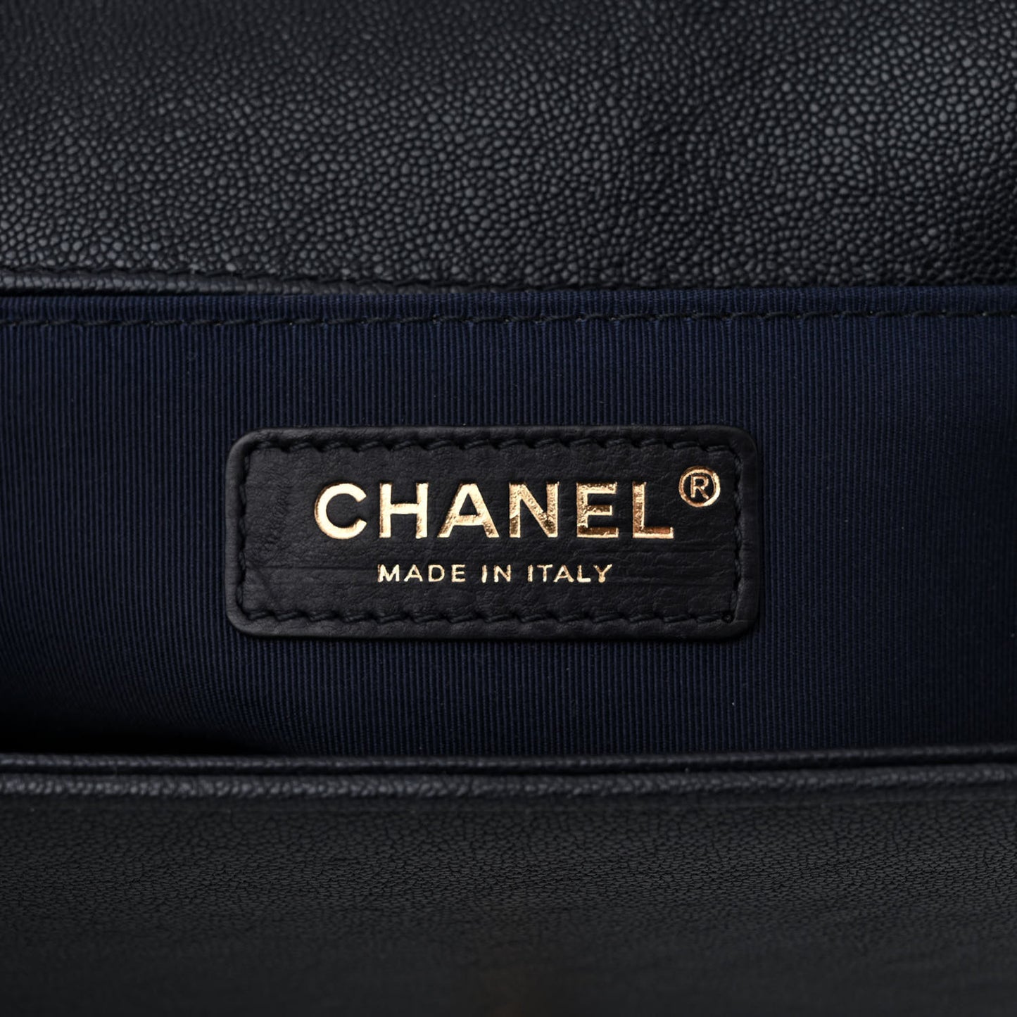 Caviar Quilted Medium Boy Flap Navy