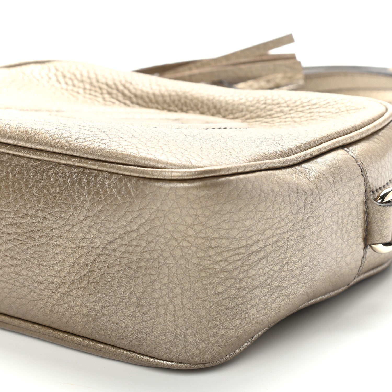 Gucci Metallic Pebbled Calfskin Small Soho Disco Bag Golden Beige 8 of 11