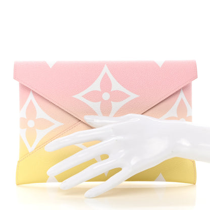Louis Vuitton Monogram Giant By The Pool Large Kirigami Pochette Pink 2 of 7