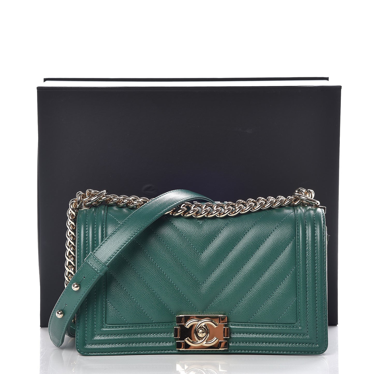 Caviar Chevron Quilted Medium Boy Flap Green