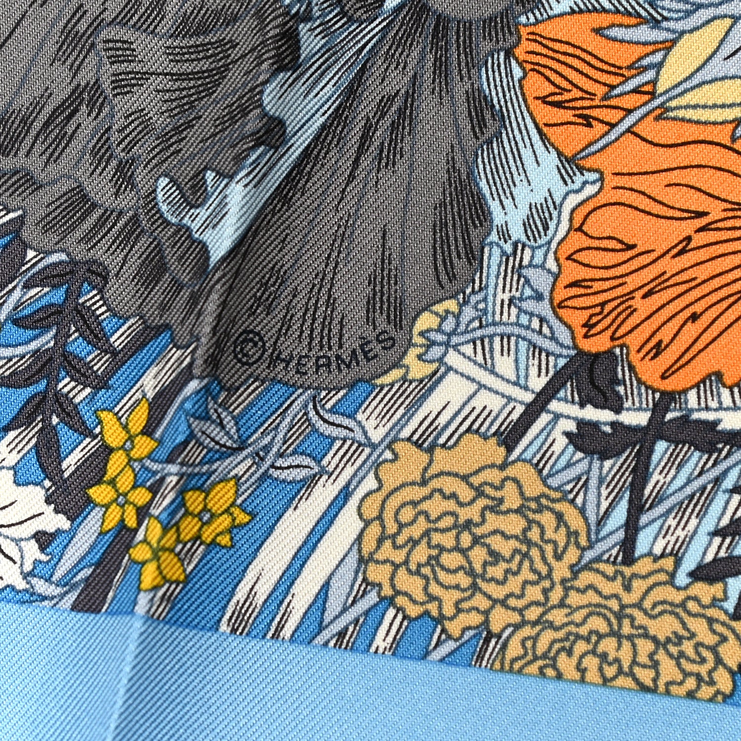 Hermes Silk Robe Legere Scarf 45 Bleu Orange Jaune 3 of 4