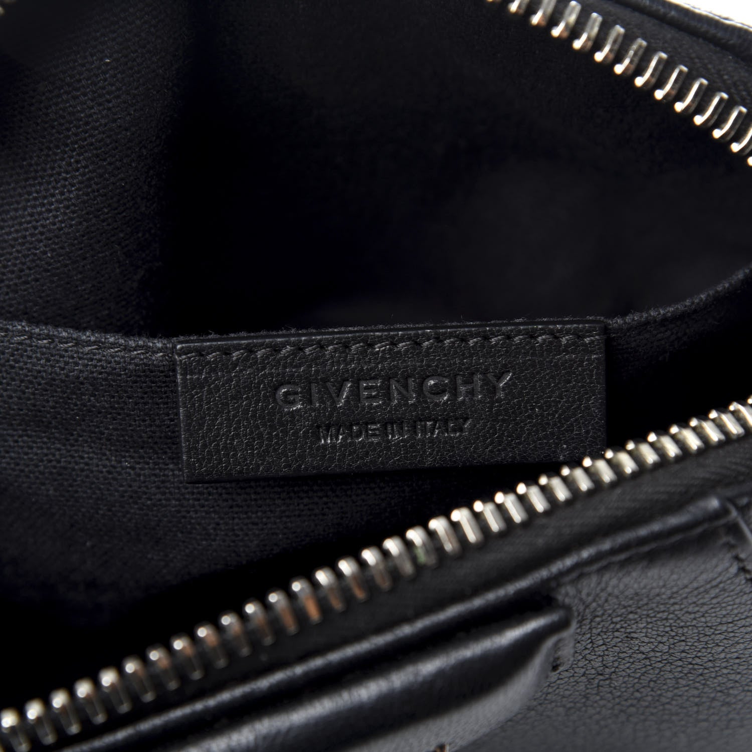 Givenchy Sugar Goatskin Small Antigona Beauty Wristlet Black 6 of 9