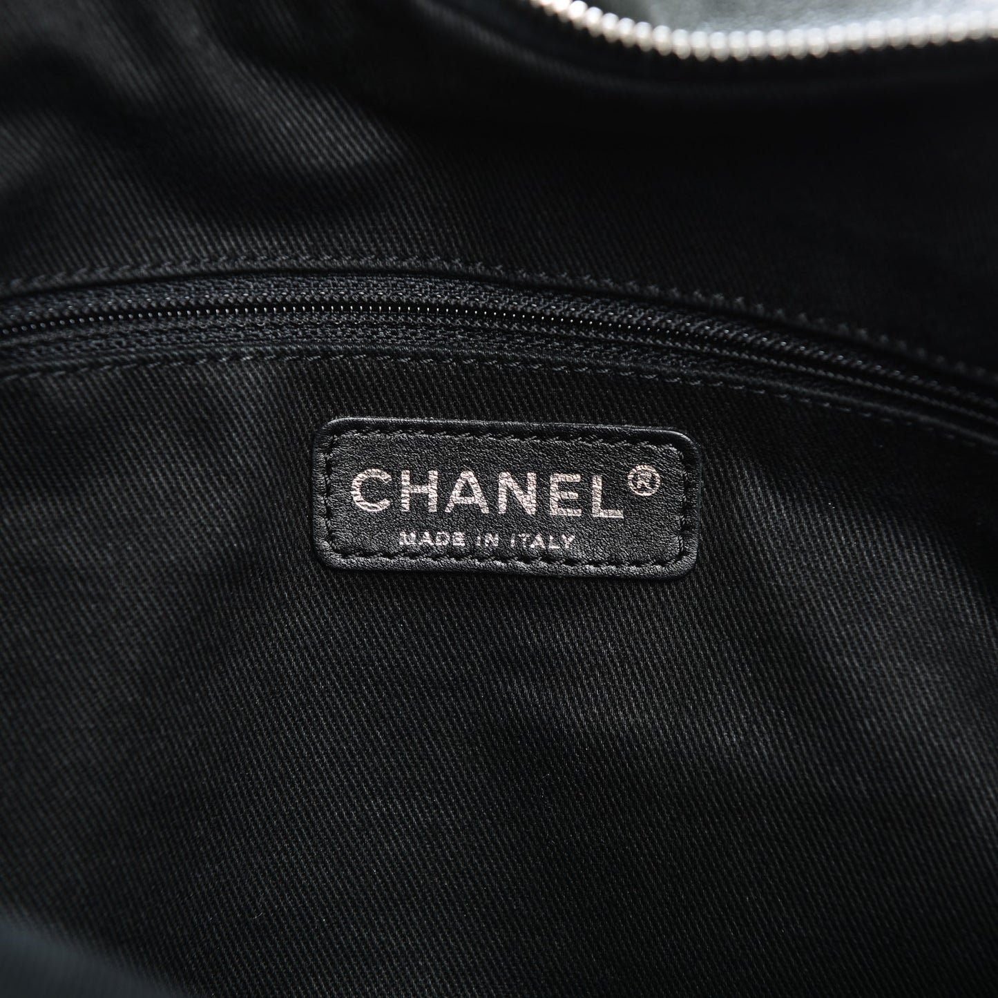 Lambskin Stitched 8 Knots Hobo Dark Grey