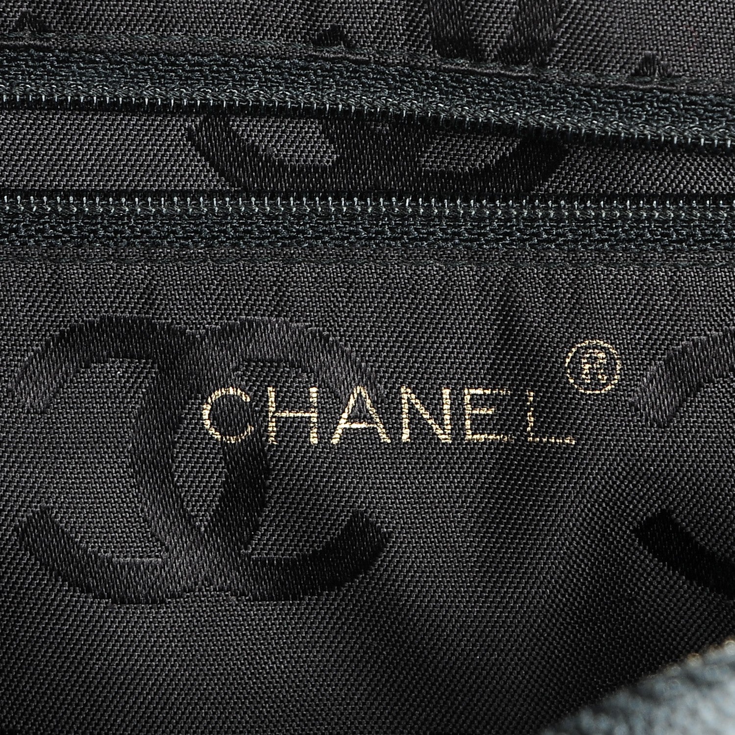 Chanel Caviar Chevron Quilted Camera Case Black 6 of 8
