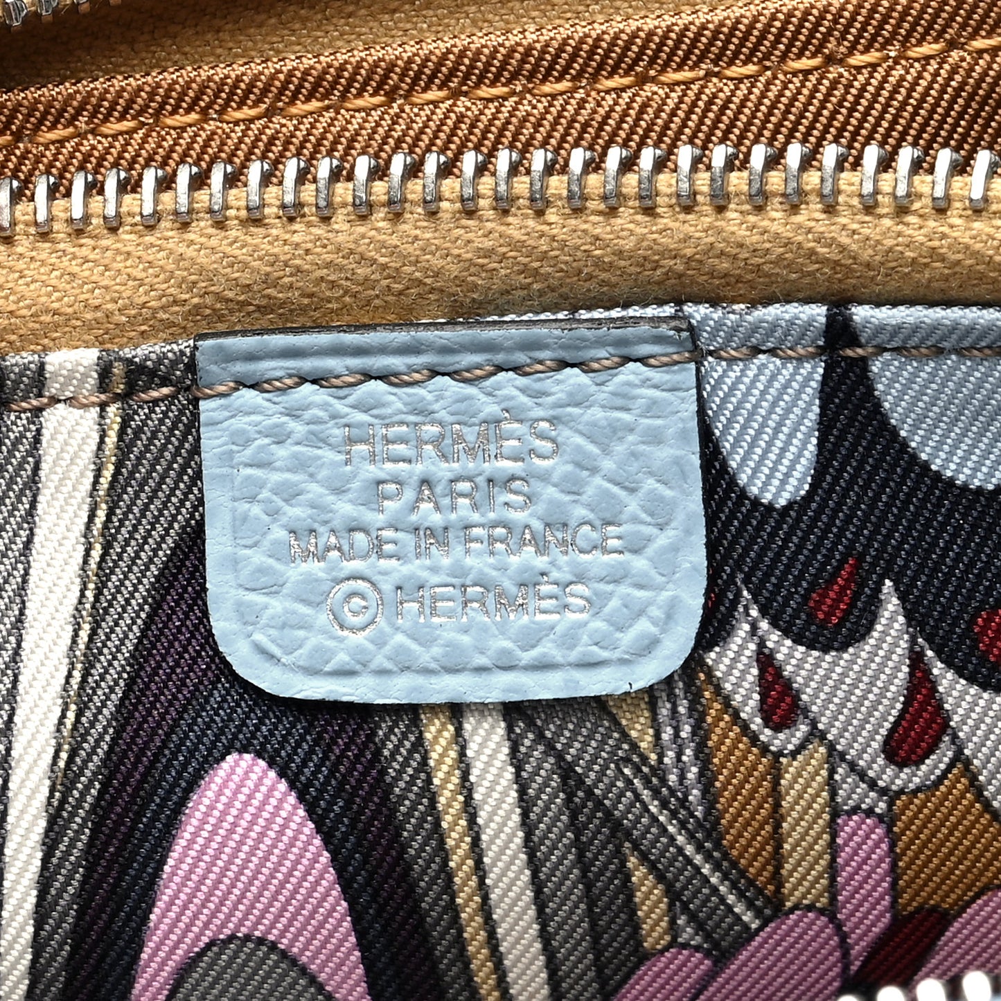 Epsom Silk'In Compact Wallet Celeste