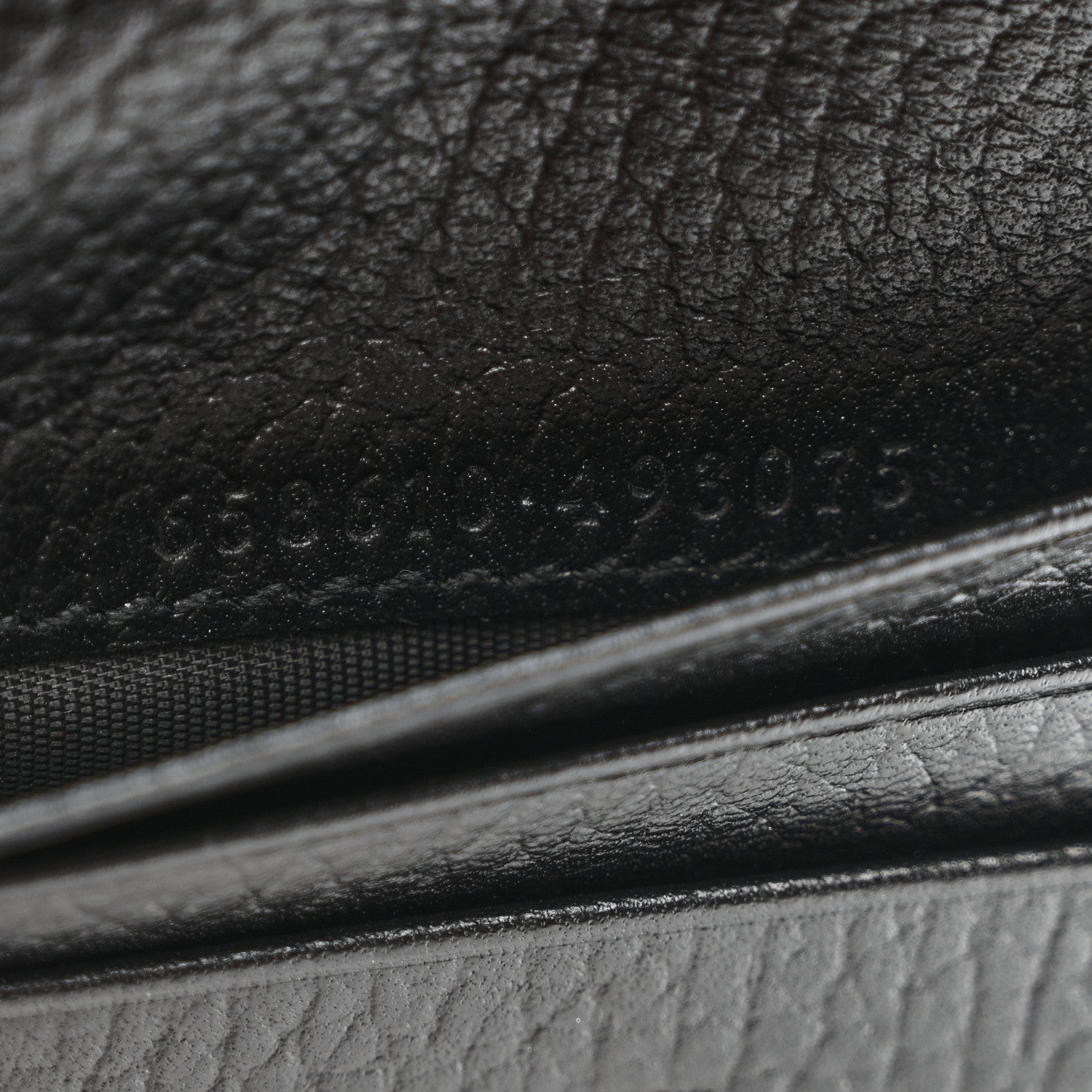 Gucci Dollar Calfskin GG Supreme Monogram GG Marmont Card Case Black Beige Ebony 7 of 8