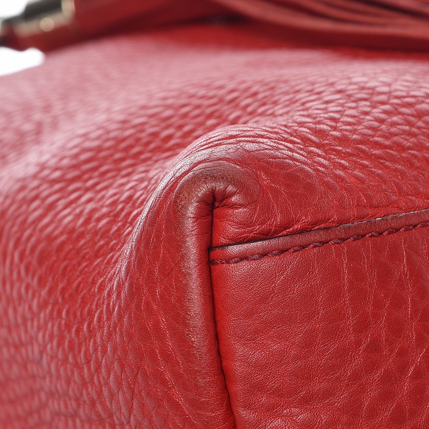 Pebbled Calfskin Medium Soho Chain Shoulder Bag Tabasco Red