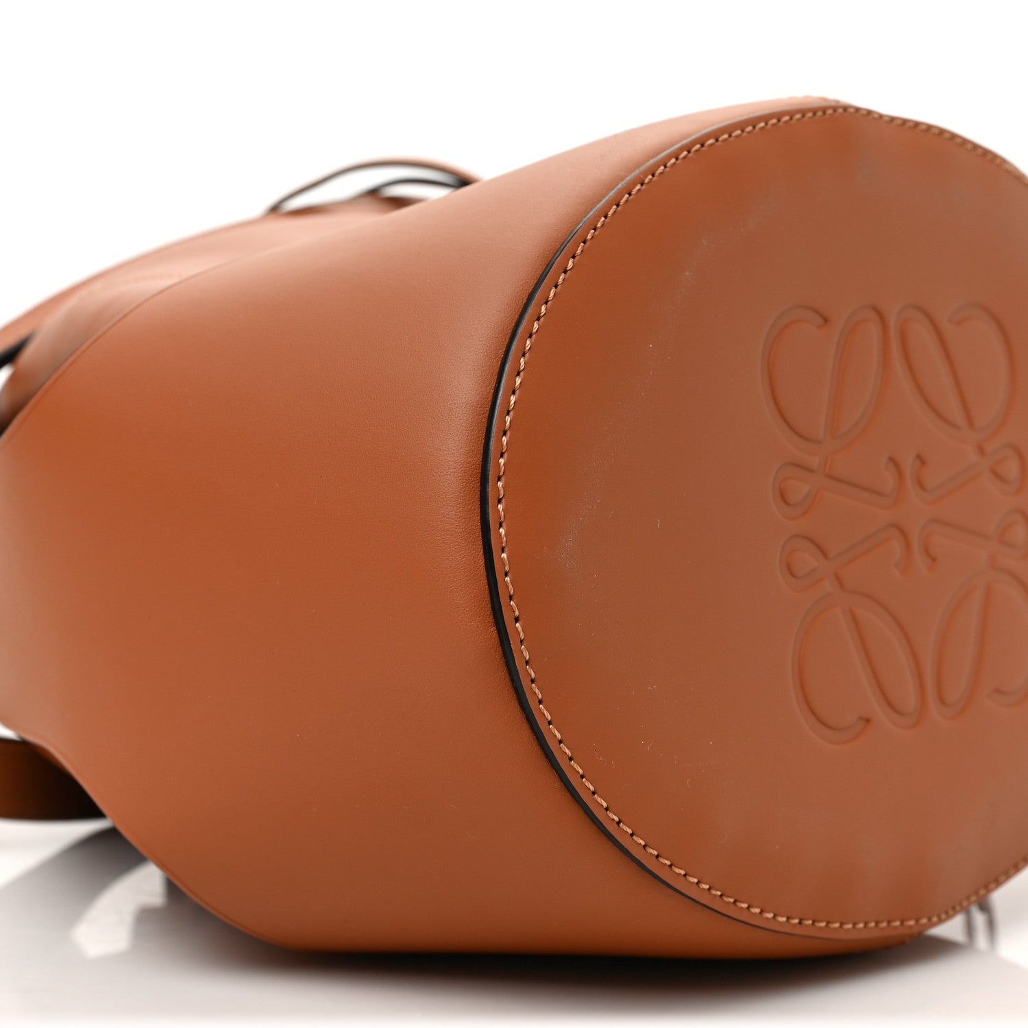 Loewe Calfskin Balloon Bucket Bag Tan 8 of 9