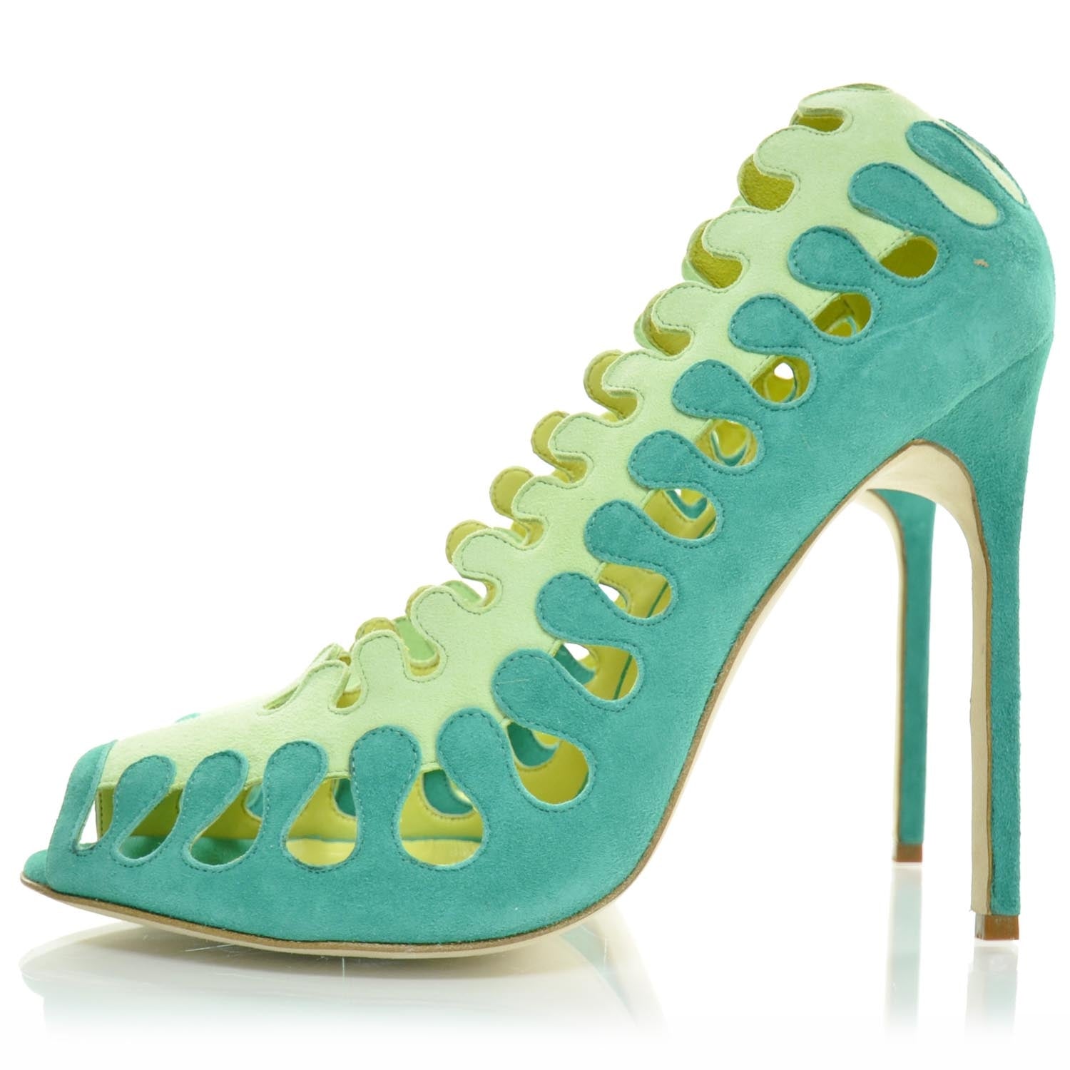 FASHIONPHILE MANOLOBLAHNIKSuedeColiflorPumps40EmeraldLimeGreen 2 of 7