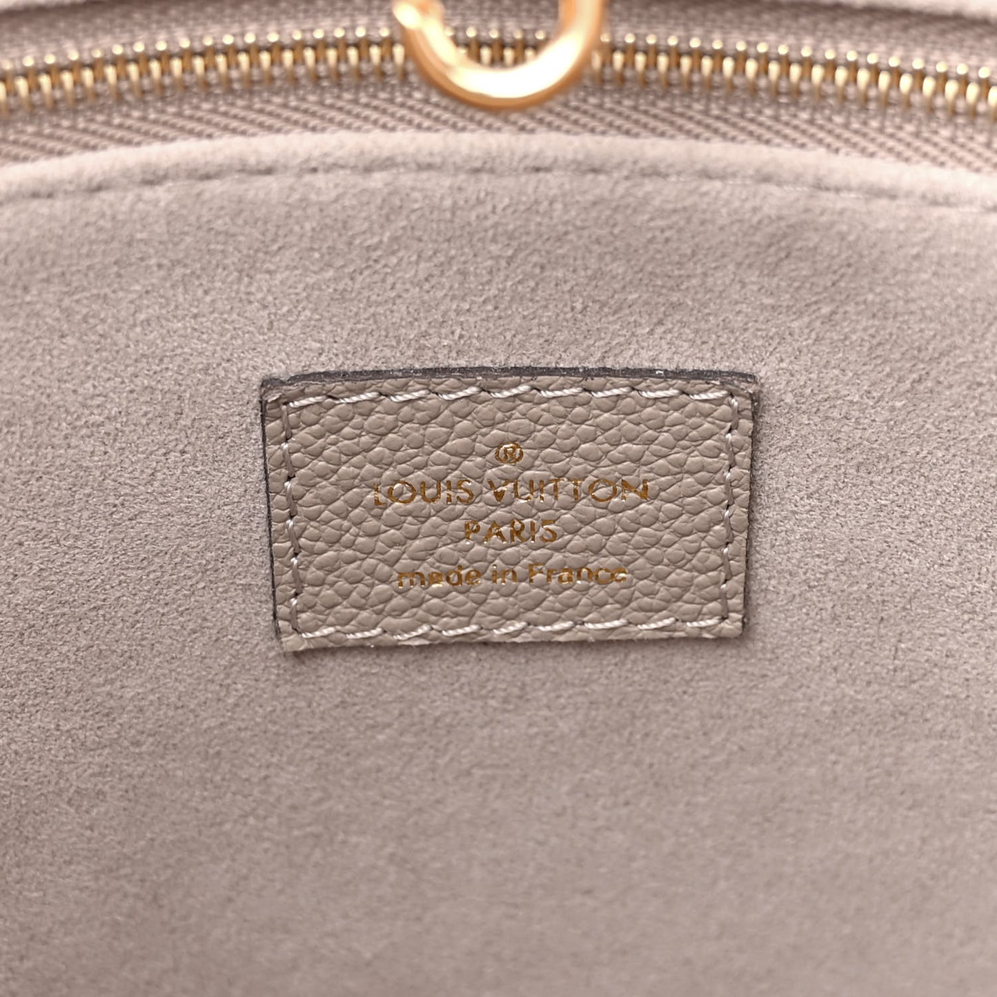 LOUIS VUITTON Empreinte Monogram Giant Onthego PM Tourterelle Creme