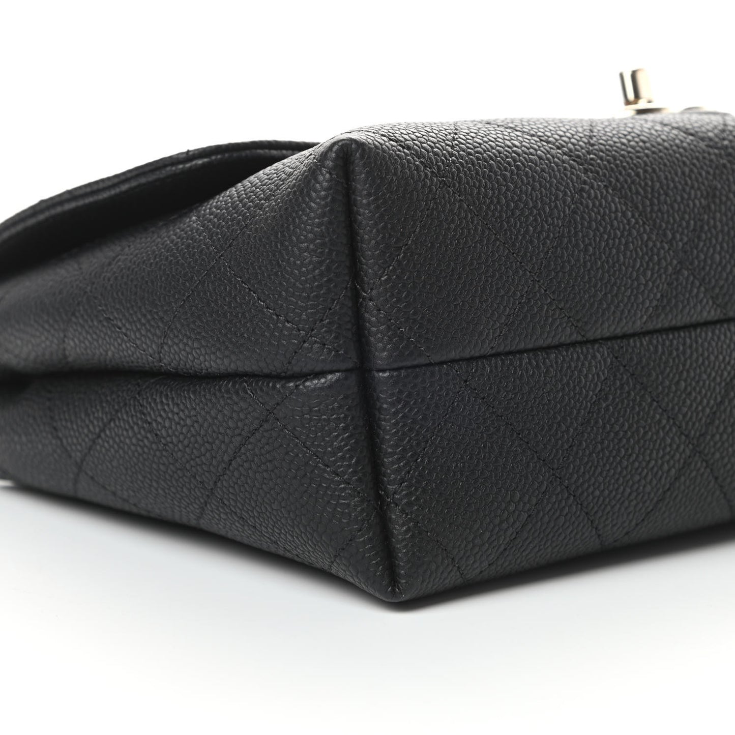 Caviar Quilted City Walk Flap Black