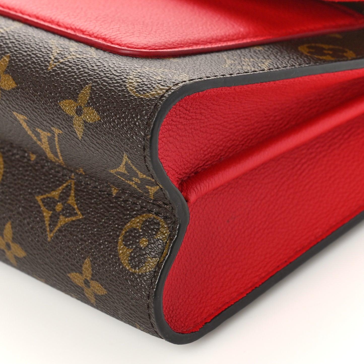 Monogram Victoire Cherry