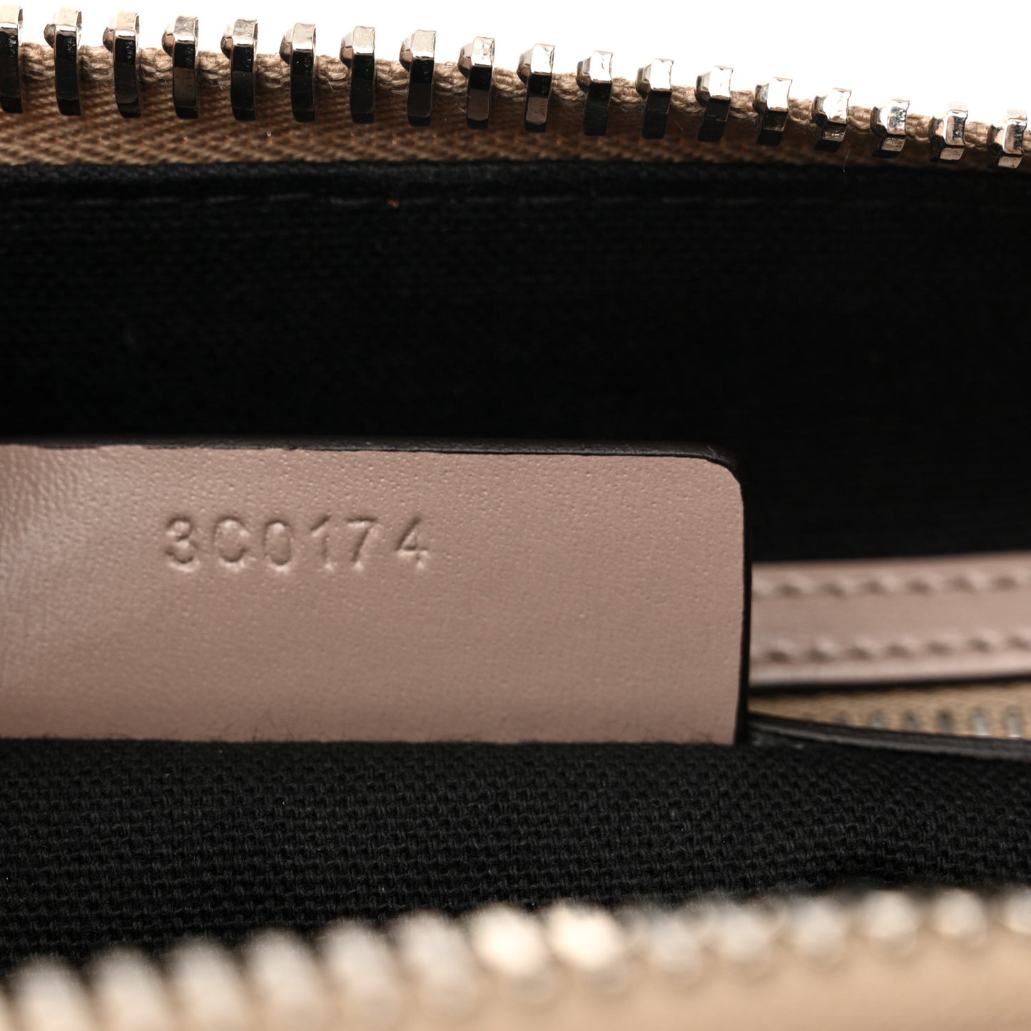 Shiny Lord Calfskin Medium Antigona Linen