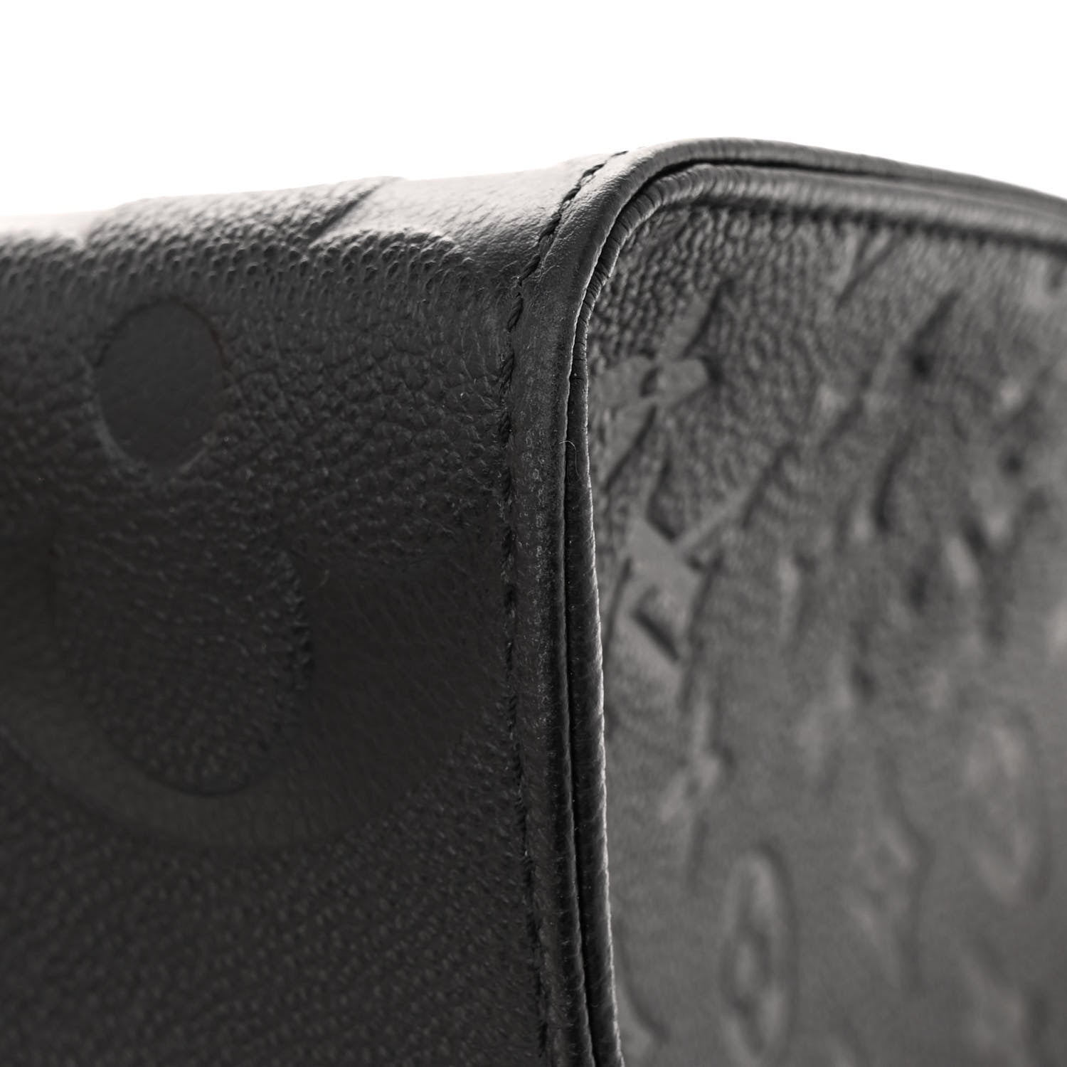 Louis Vuitton Empreinte Monogram Giant OnTheGo MM Black 10 of 11