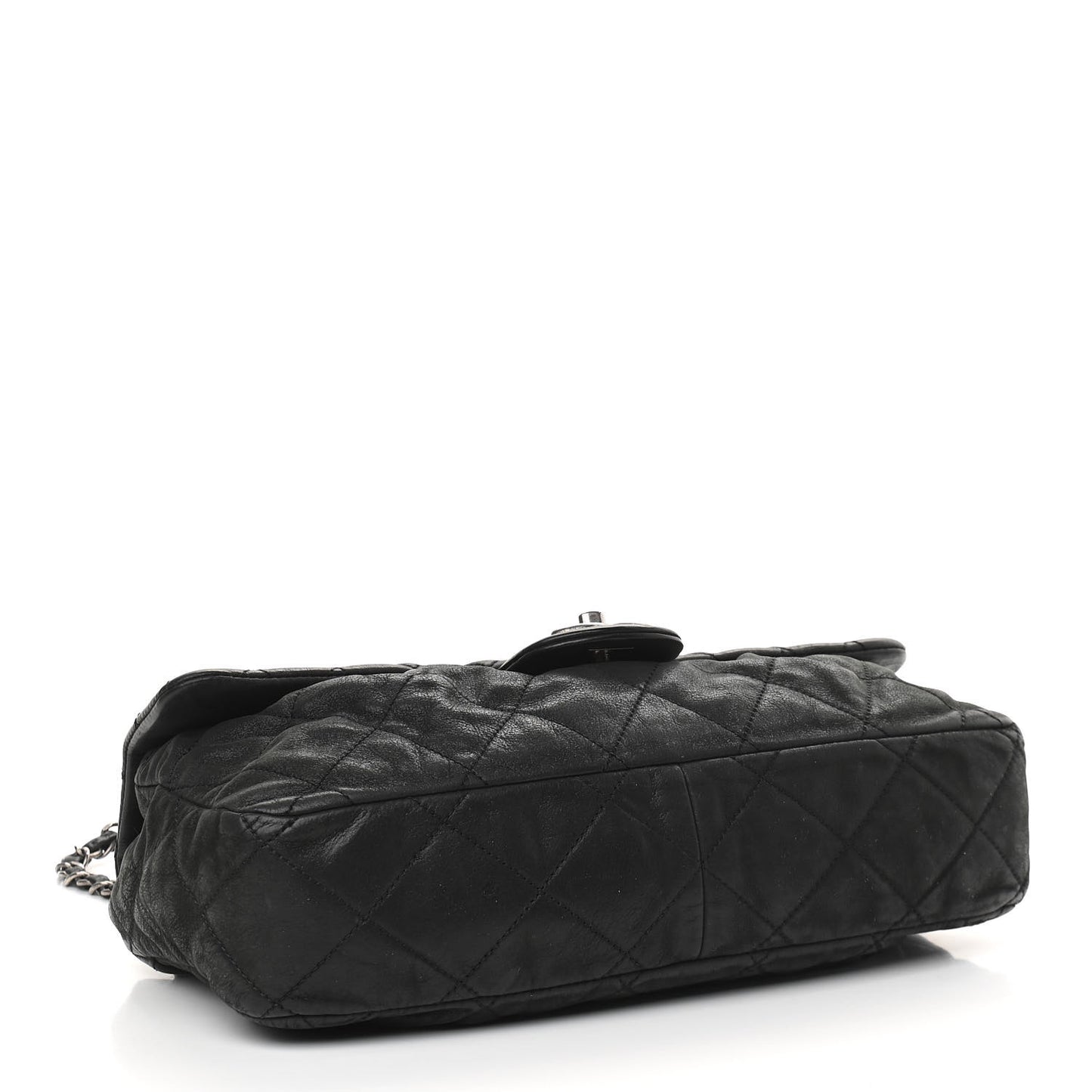 Iridescent Calfskin Large Chic Quilt Flap Black