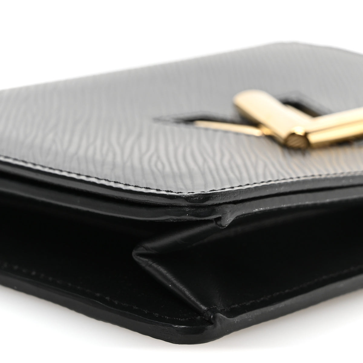 Epi Twist Belt Chain Wallet Black