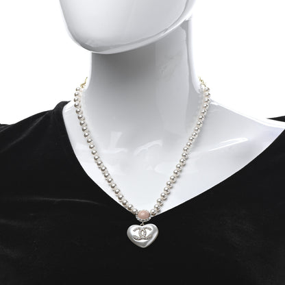 Chanel Pearl Crystal CC Heart Short Necklace Pink Gold 2 of 7