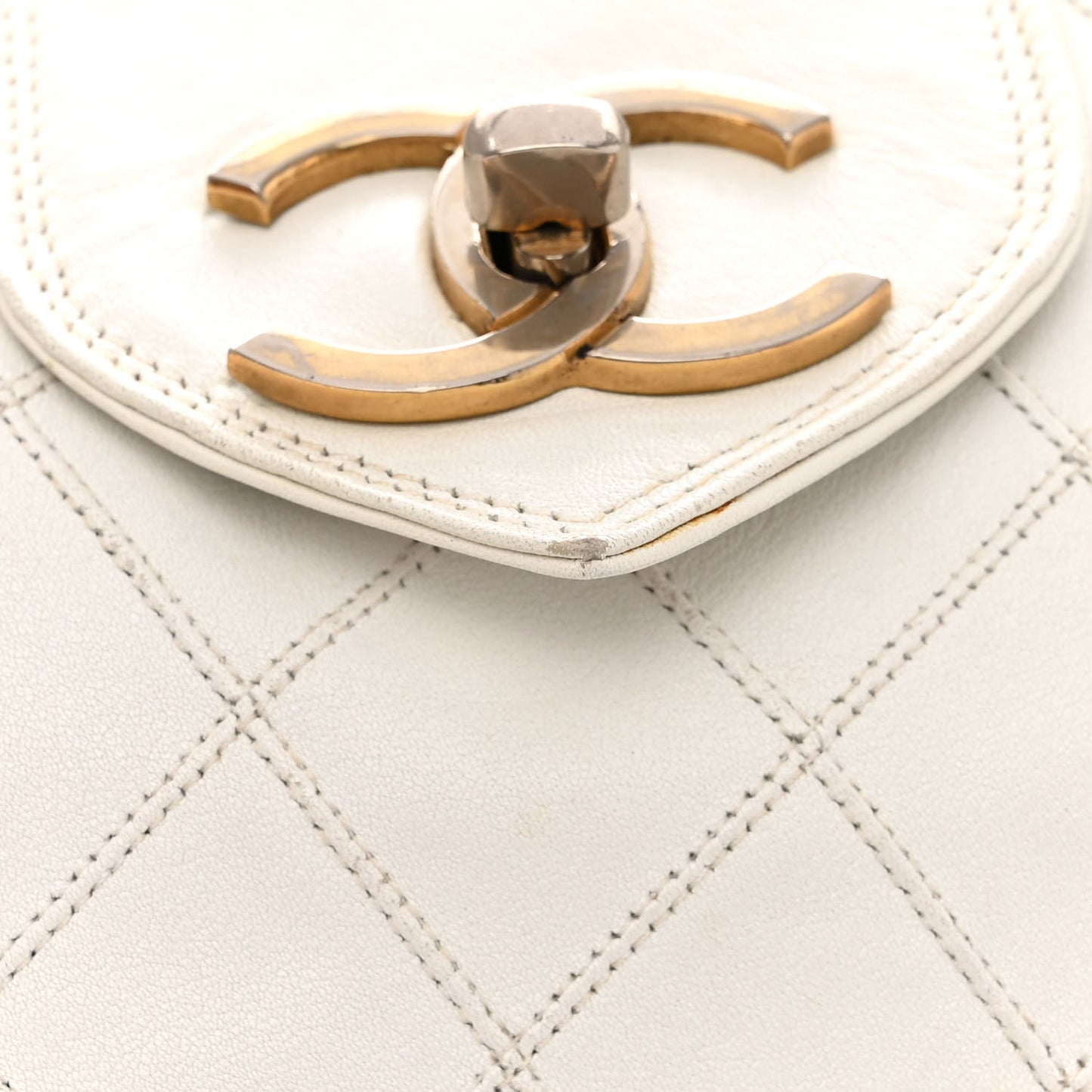 Lambskin Stitched Shoulder Bag White