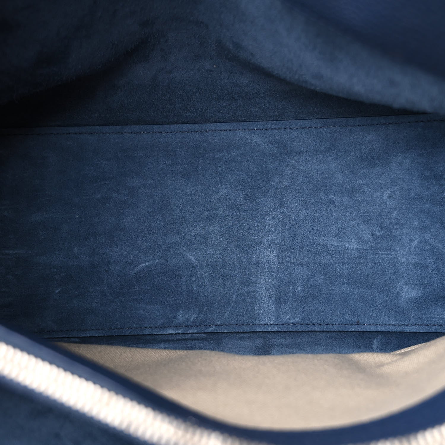 Saint Laurent Grained Calfskin Small Souple Sac De Jour Navy 5 of 10