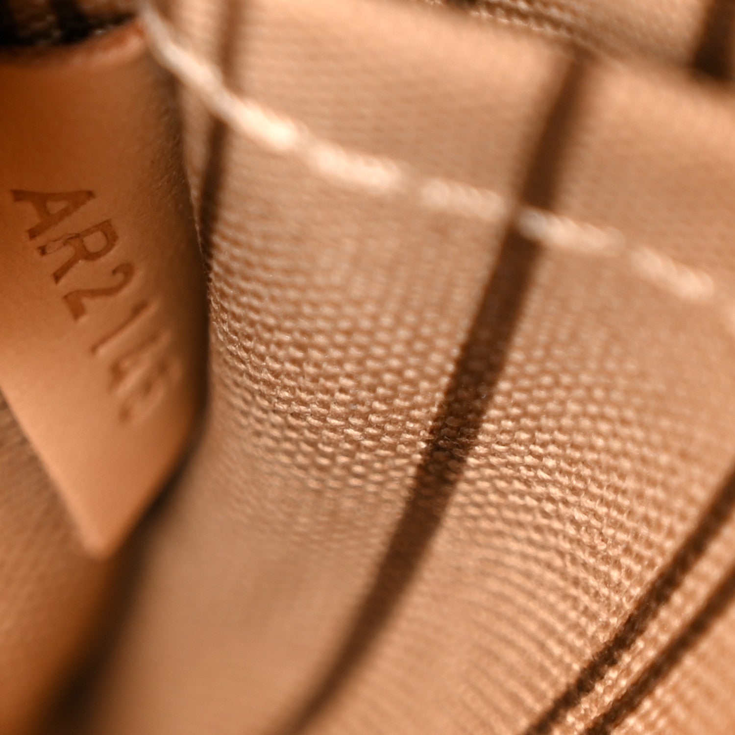 Louis Vuitton Monogram Neverfull PM Pochette 7 of 8