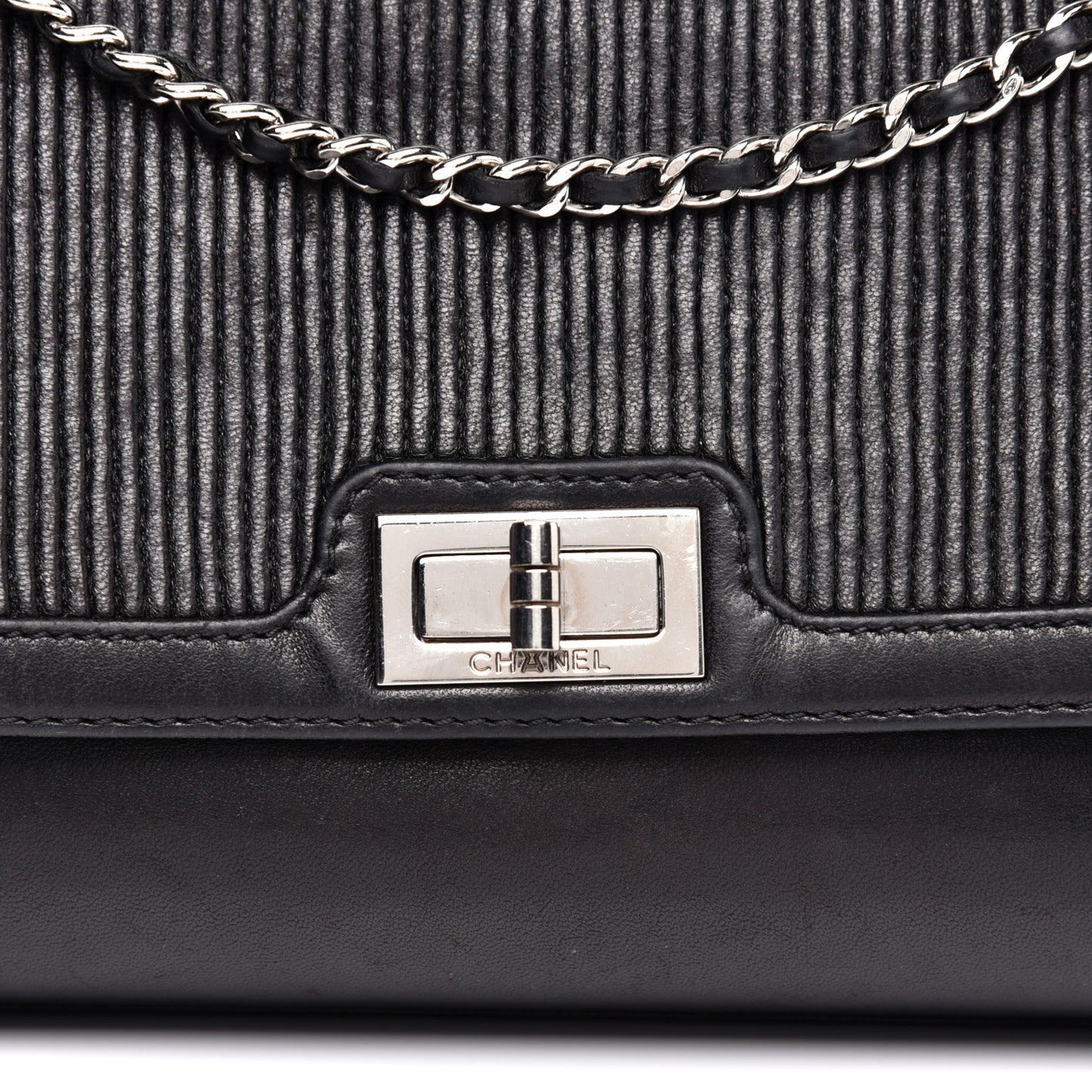 Lambskin Mademoiselle Accordion Flap Black