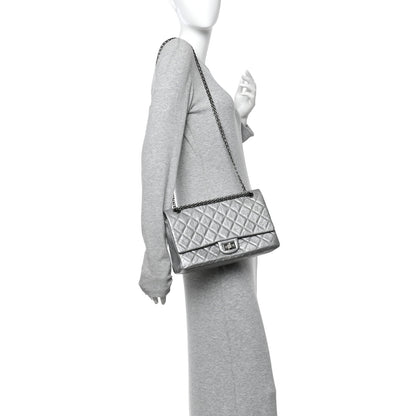 Chanel Metallic Aged Calfskin Quilted 2.55 Reissue 226 Flap Silver 2 of 13