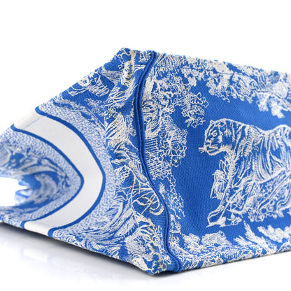 Christian Dior Canvas Embroidered Medium Dioriviera Toile De Jouy Book Tote Fluorescent Blue 9 of 11
