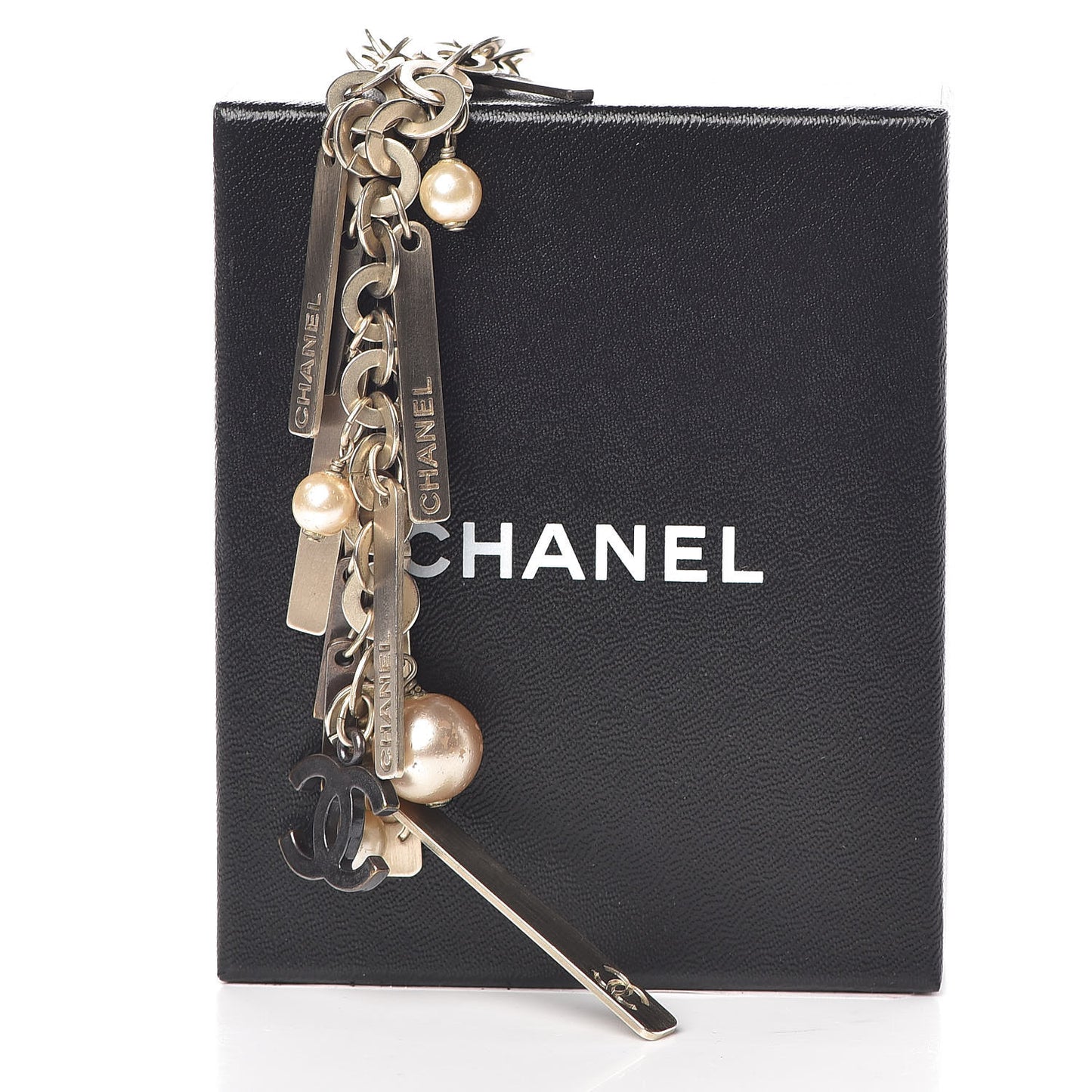 Pearl CC Logo Plate Necklace Silver