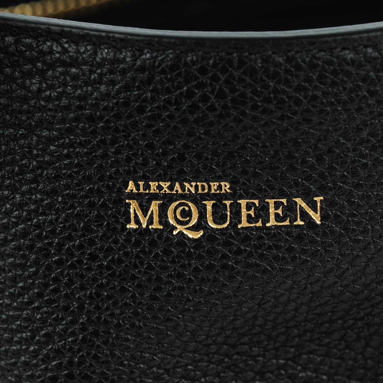 Alexander McQueen Pebbled Calfskin Small Skull Padlock Zip Around Tote Black 8 of 8