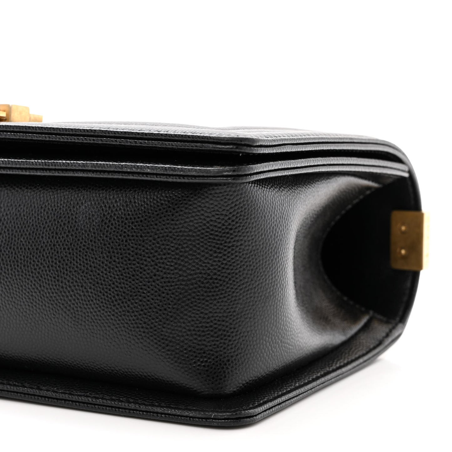 Caviar Quilted Medium Boy Flap Black