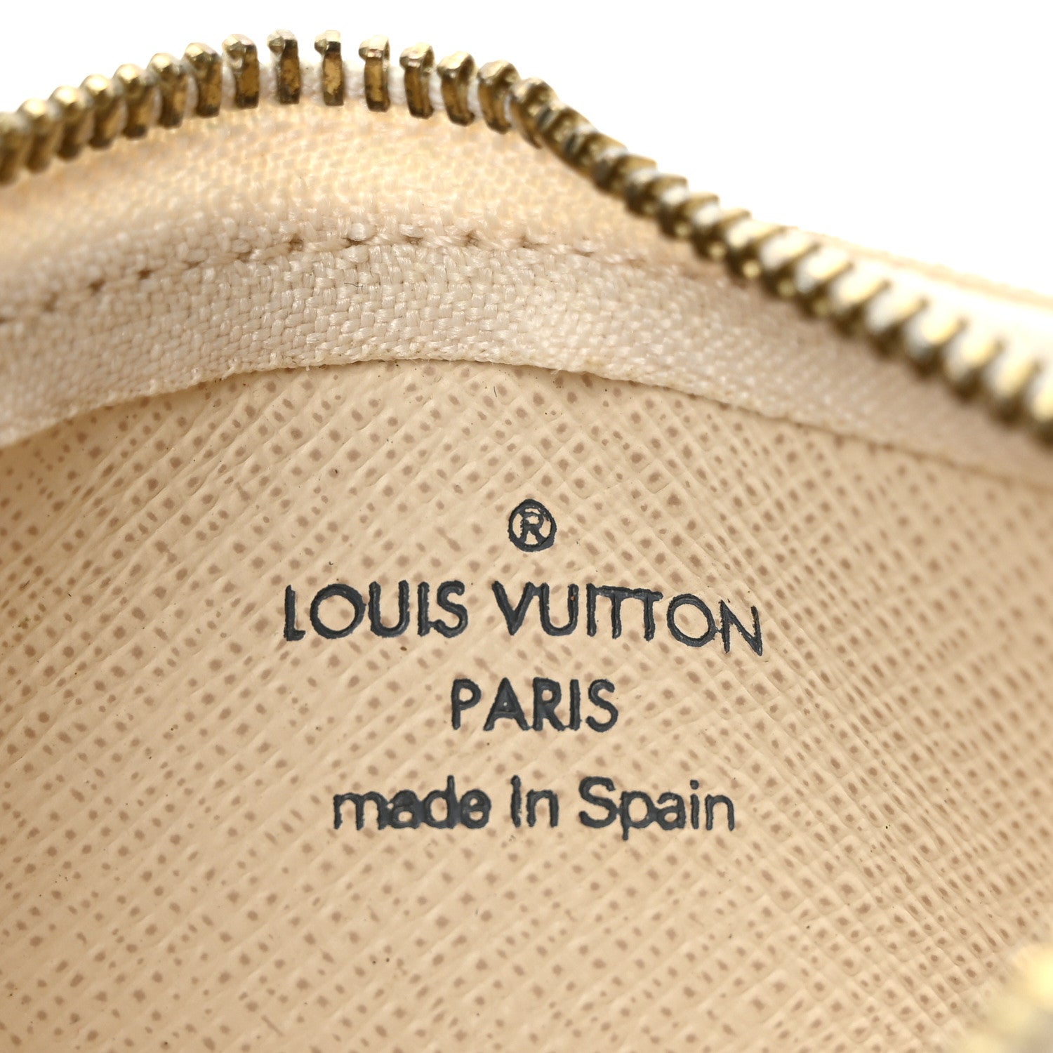 Louis Vuitton Damier Azur Key Pouch 6 of 6