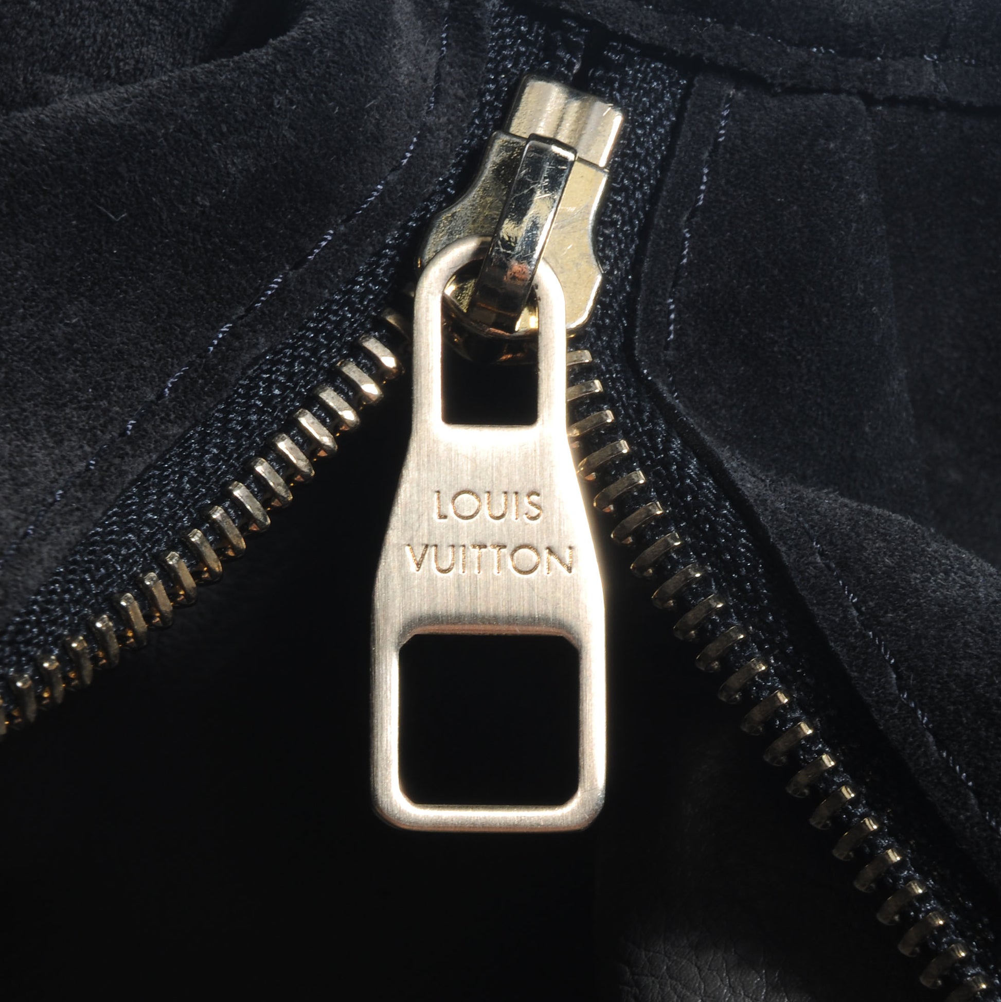 Louis Vuitton Suede Python Monogram Whisper PM Kohl 7 of 8