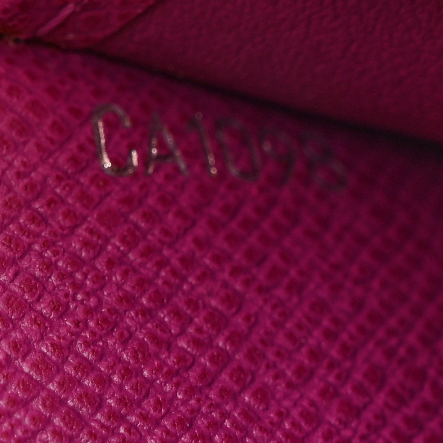 Louis Vuitton Epi Small Ring Agenda Cover Cassis 7 of 8