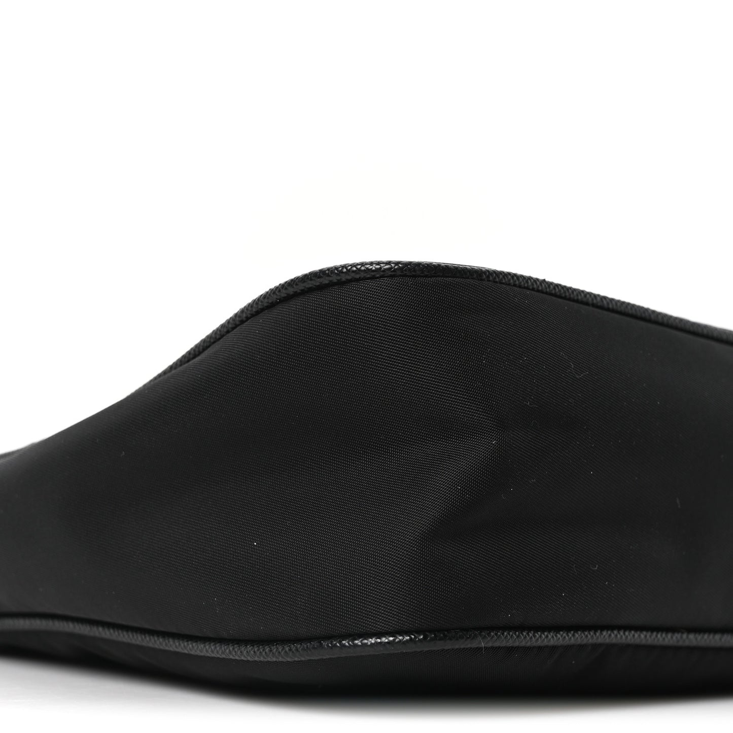 Re-Nylon Saffiano Re-Edition 2005 Shoulder Bag Black